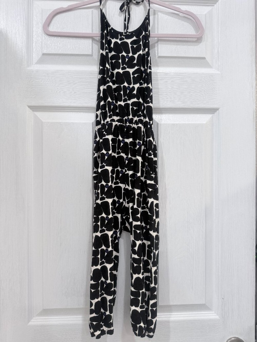 Fighting Eel Ava Sky black white hokkaido stone girls jumper sz 6/7/8